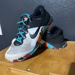 Nike Black and Gray Flywire Sneakers with Blue Accents